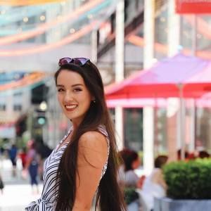 Meet your Posher, Alexandra